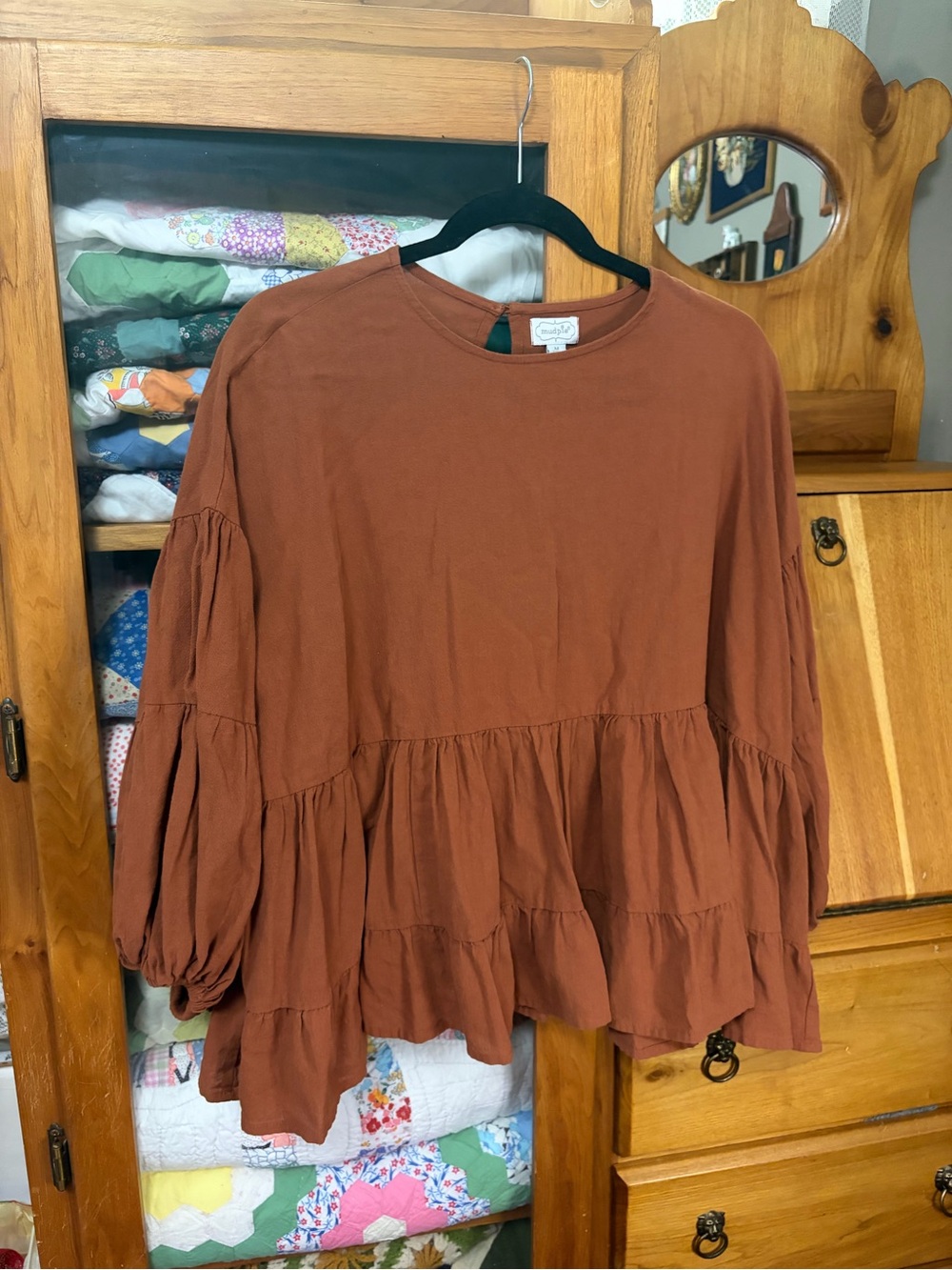 Women's Medium MudPie Rust Tiered Peasant Top  Casual Long Sleeve